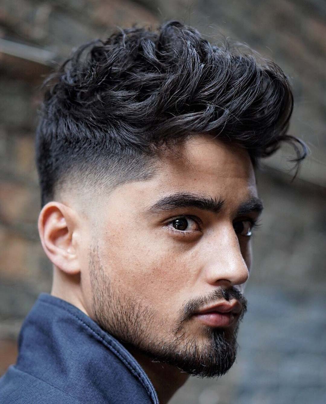 40+ Modern Hairstyles for Men with Wavy Hair in 2023