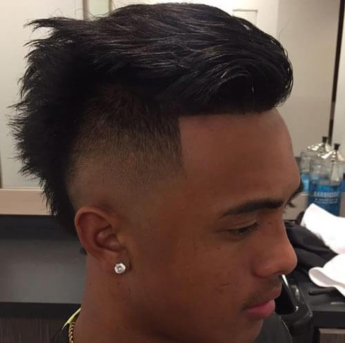 Dashing Neck locale-40 Attractive Mohawk Fade Haircuts – Charming Style with Creative Details