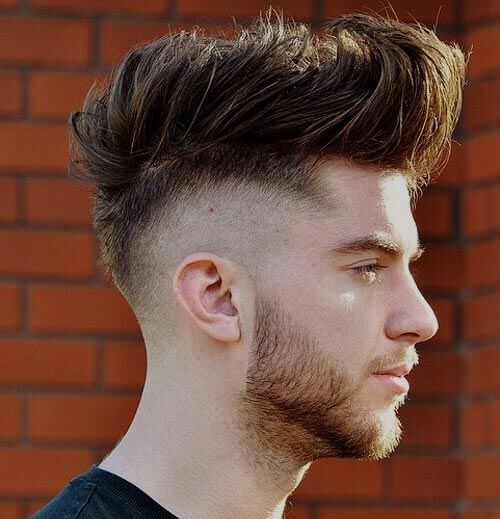 Short Mohawk with Winding Game plan-40 Attractive Mohawk Fade Haircuts – Charming Style with Creative Details