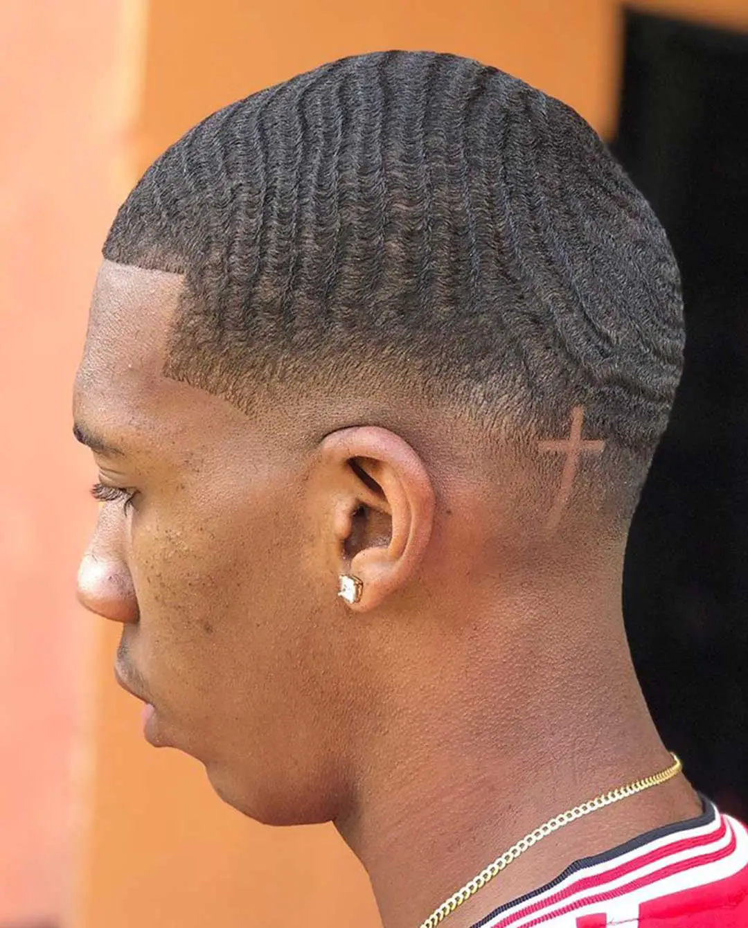Waves Haircut with Cross Design