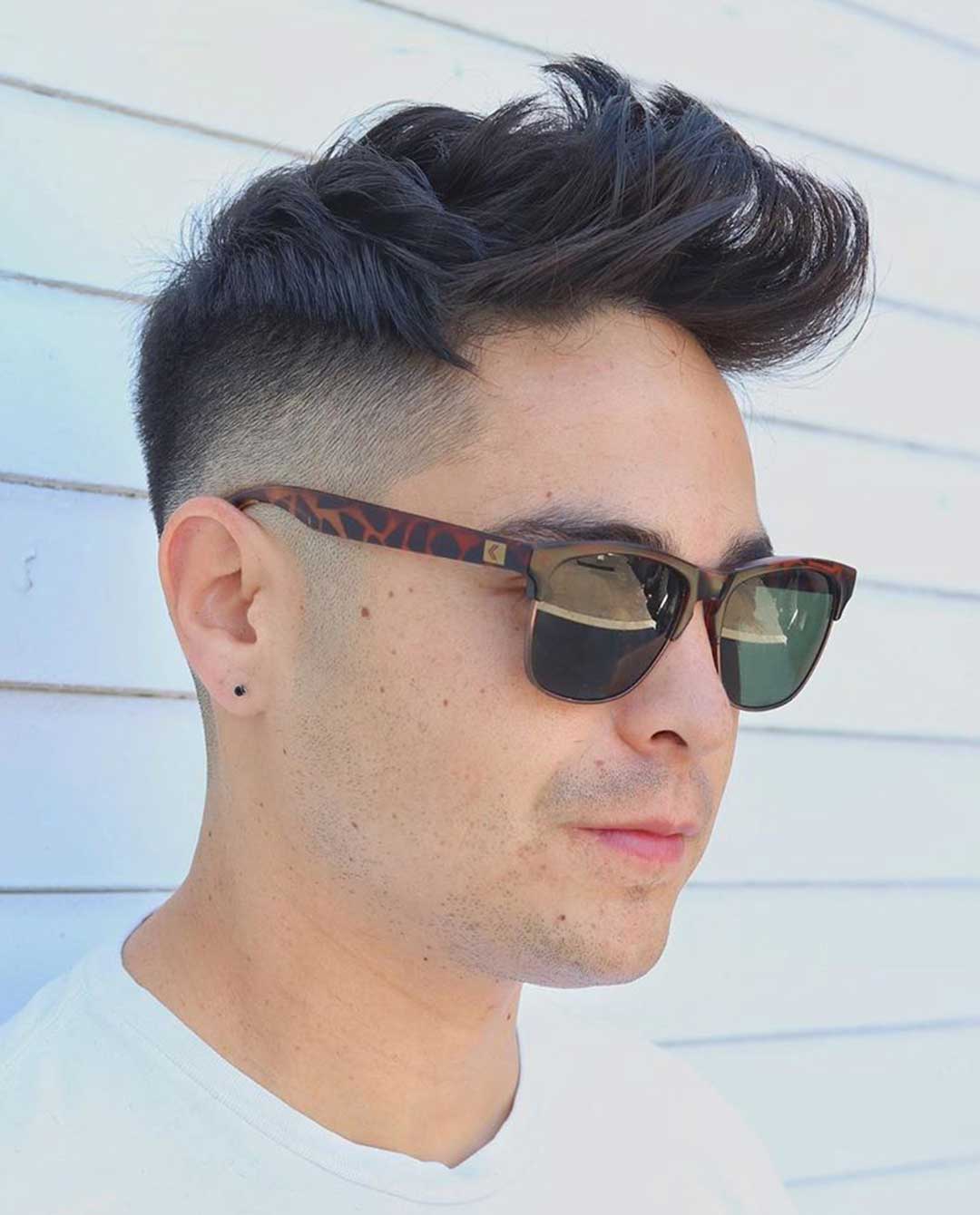 Disconnected Undercut with Waves
