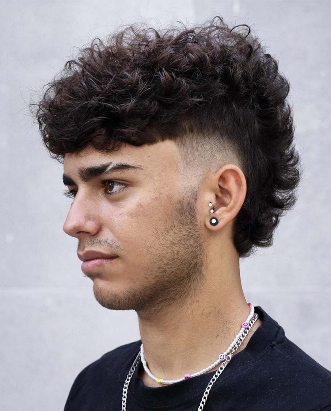 34+ Best Haircuts for Men with Curly Hair You Need To Try In 2023