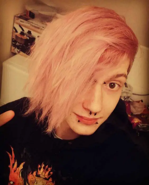 40+ Best Emo Hairstyles For Guys To Fit Your Edgy Personality