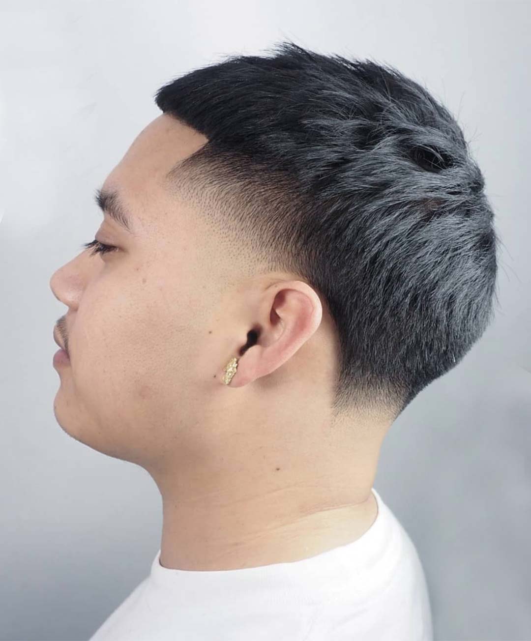 Taper Fade: +72 Stylish Taper Haircuts For Men In 2023-Mohawk + Fix Dark